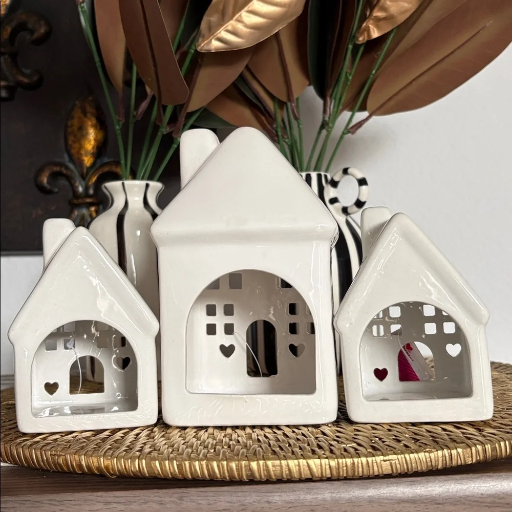 🆕Bundle Of 3 Ceramic Candleholder Houses - Picture 5 of 5